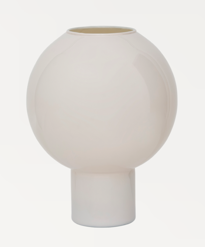 Vas Van pale white